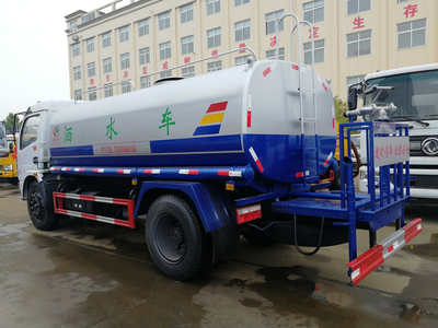 東風(fēng)多利卡10方灑水車 一款多功能的市政搶險(xiǎn)與環(huán)衛(wèi)主力車型